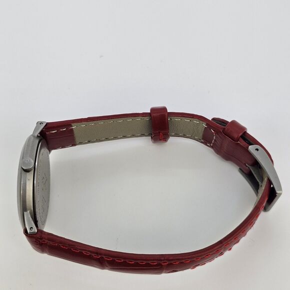 Calvin Klein Women\'s Watch 31MM Swiss‎ Made New Red Leather Bands New Battery main image 3